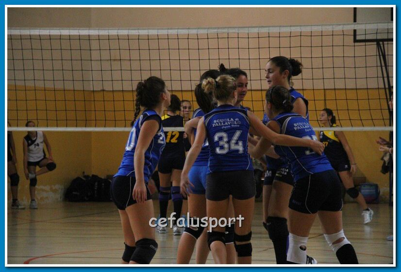 121144 volley 061_tn.jpg